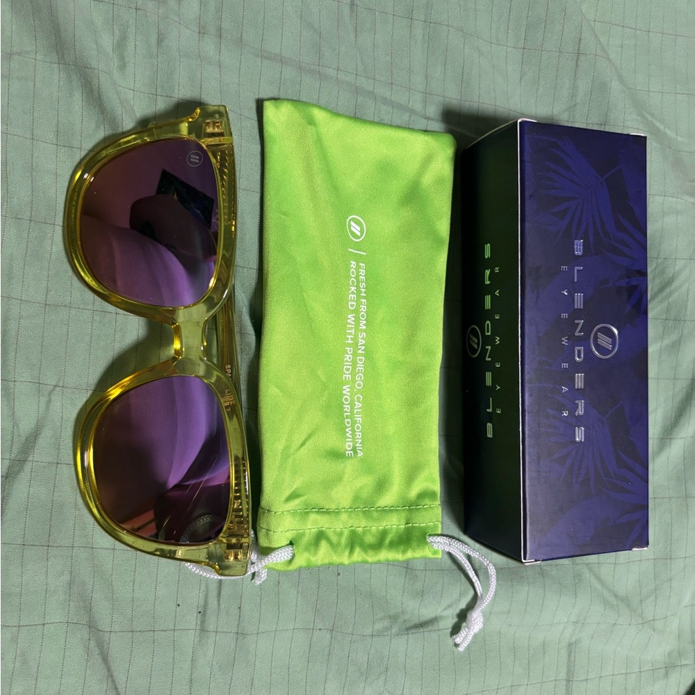 Blenders Eyewear lime Sunglasses